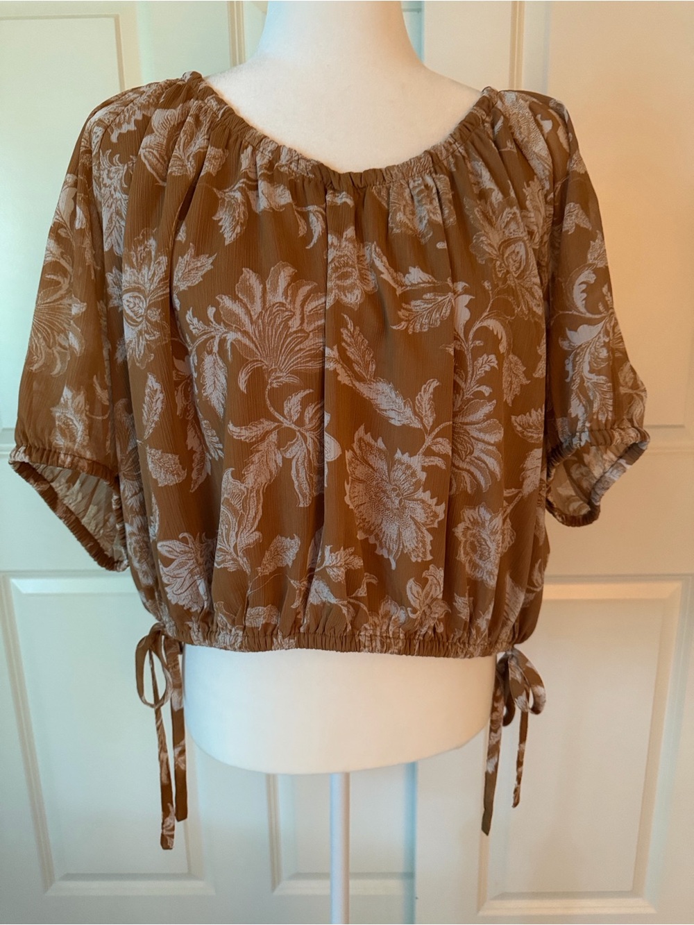 LOFT Rust Floral Cropped Off-Shoulder Top - Picture 5 of 5